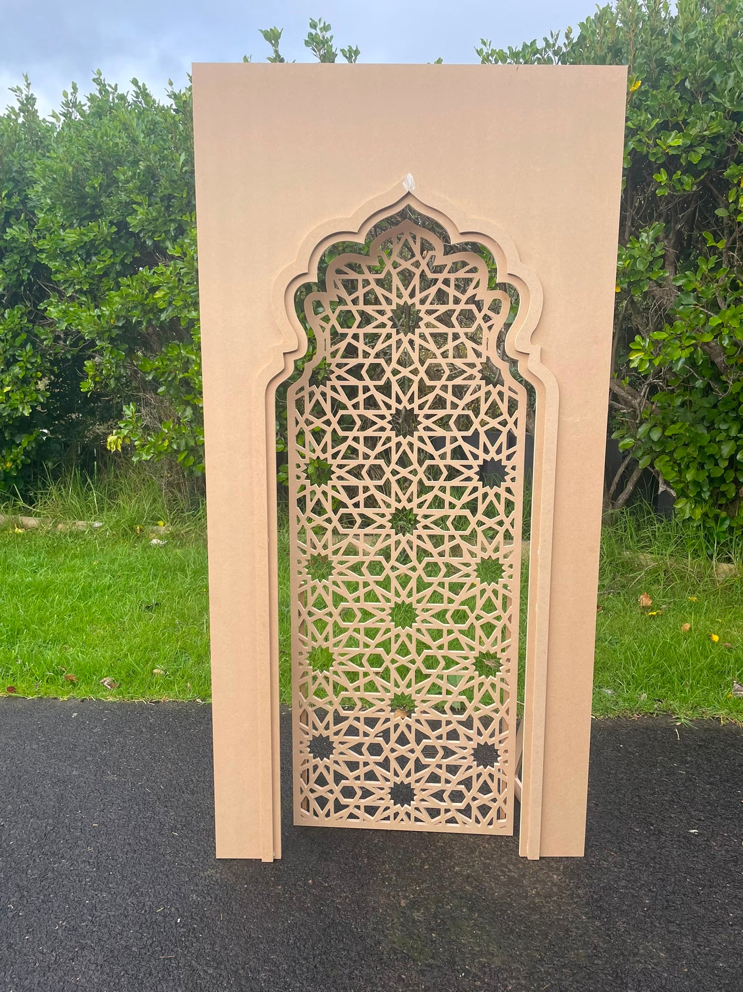 The Moroccan Jharoka Arch with frame