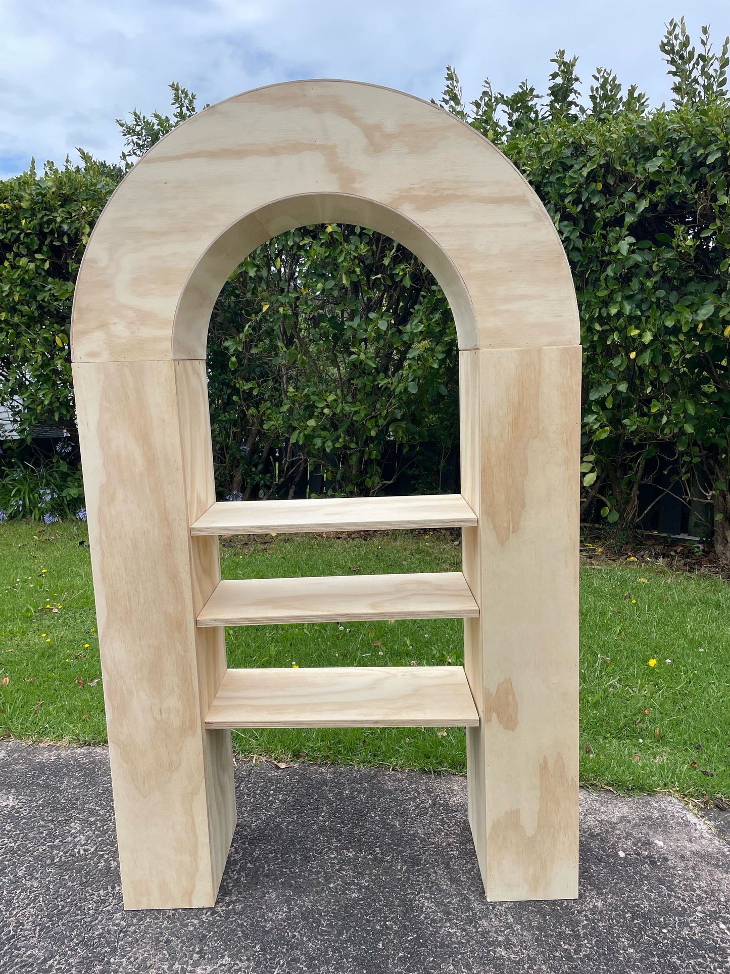 3D Shelf Arch
