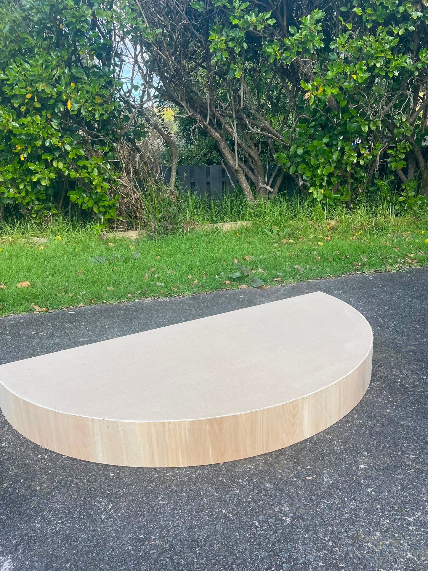 1.5m long Stage/Poduim (3D)