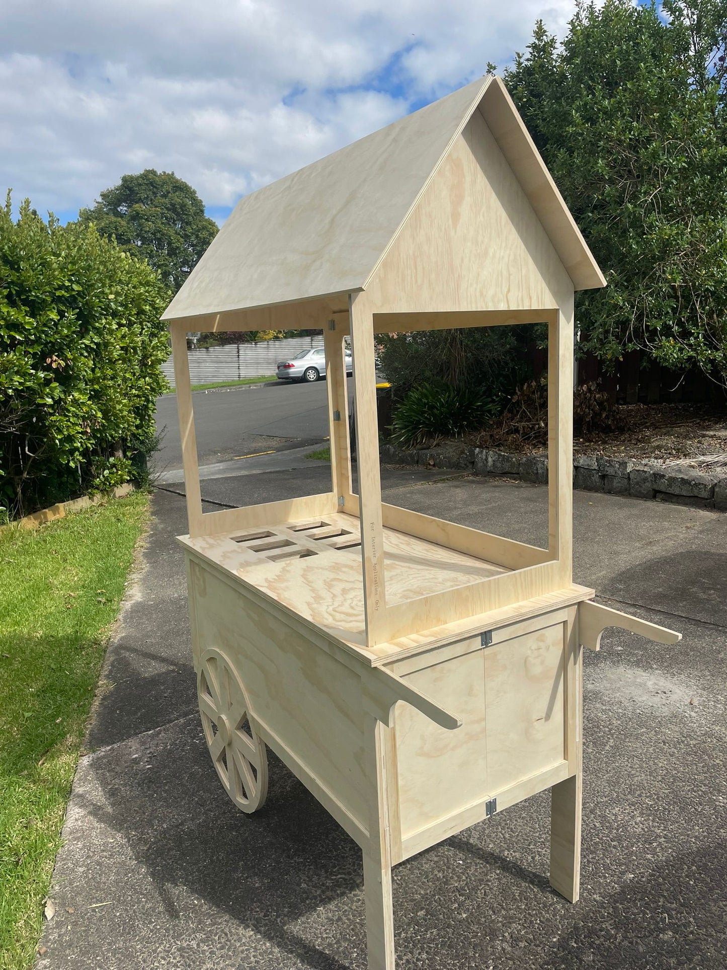 Foldable Gable Charcuterie Cart